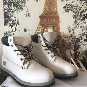 White timberland boots